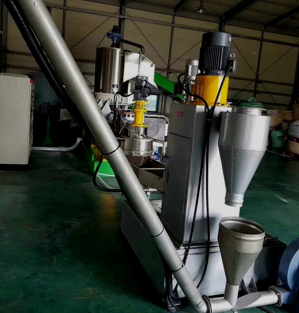 具體來(lái)講,張家港市聯(lián)達(dá)機(jī)械在這十六年的努力進(jìn)取中,研發(fā)生產(chǎn)